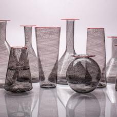 black cane fillirana with red lip 